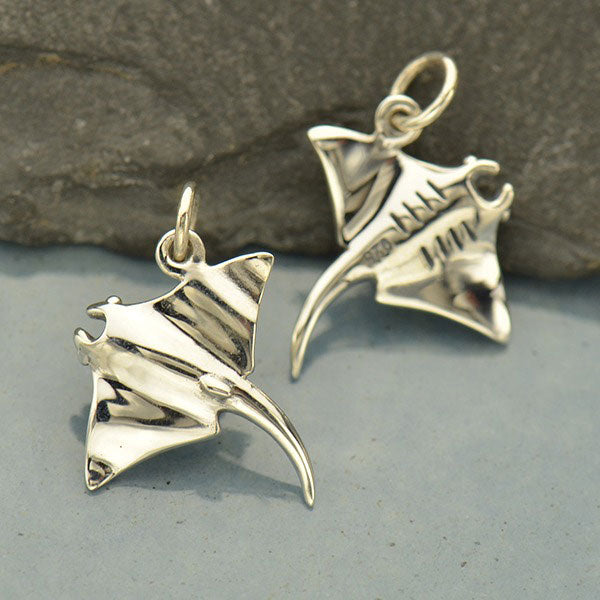 Sterling Silver 3D Manta Ray 16.75x16.5 Charm - 1pc
