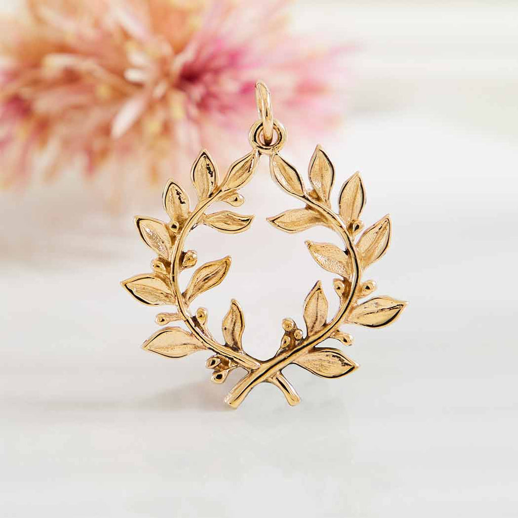 Bronze Laurel Wreath Pendant 25x21mm - 1Pc