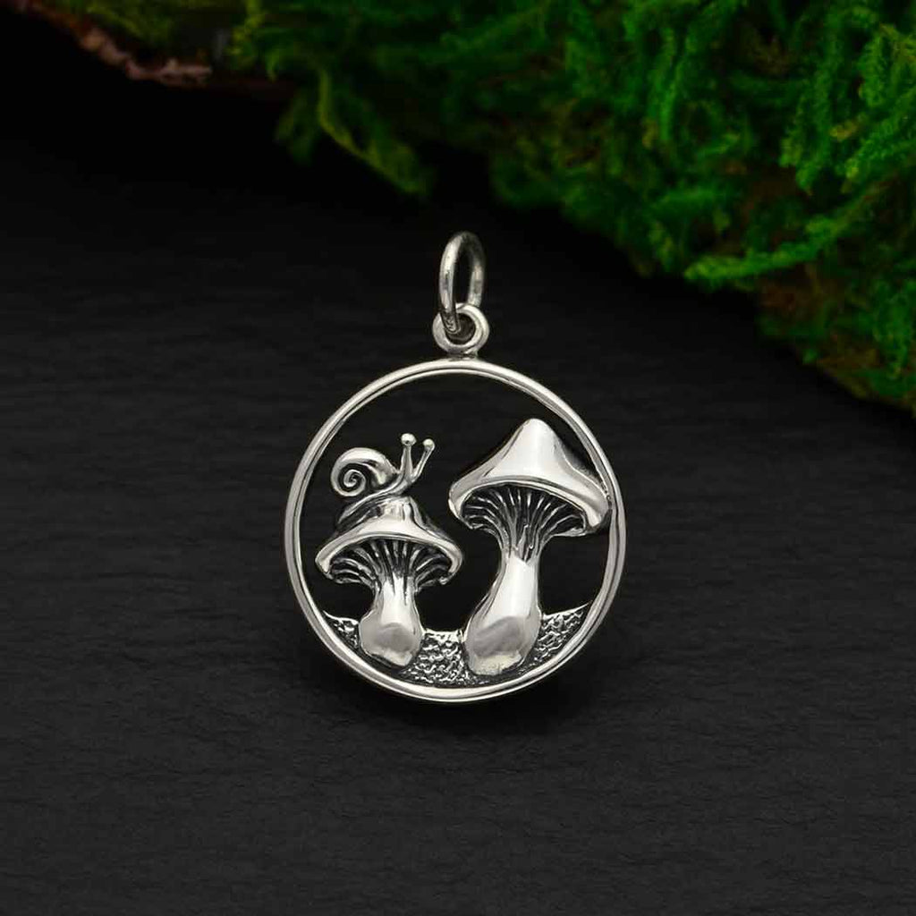 Sterling Silver Mushroom Charm with Snail 22x16mm - 1pc